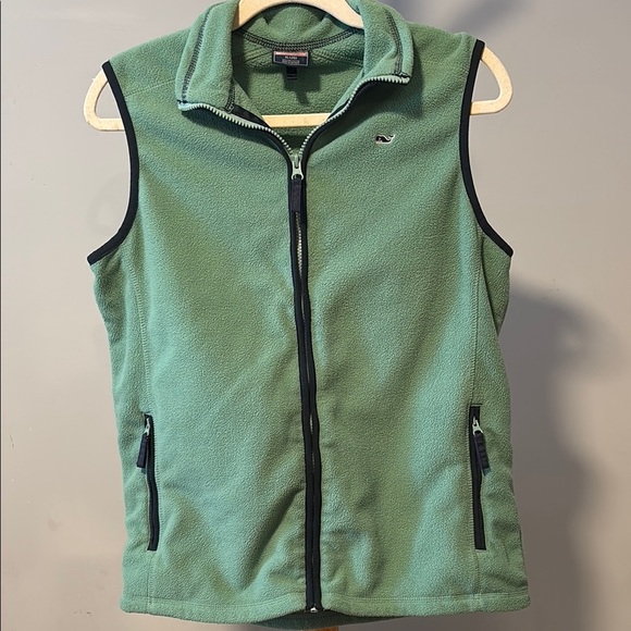 Vineyard Vines Sage Fleece Vest - Picture 1 of 5